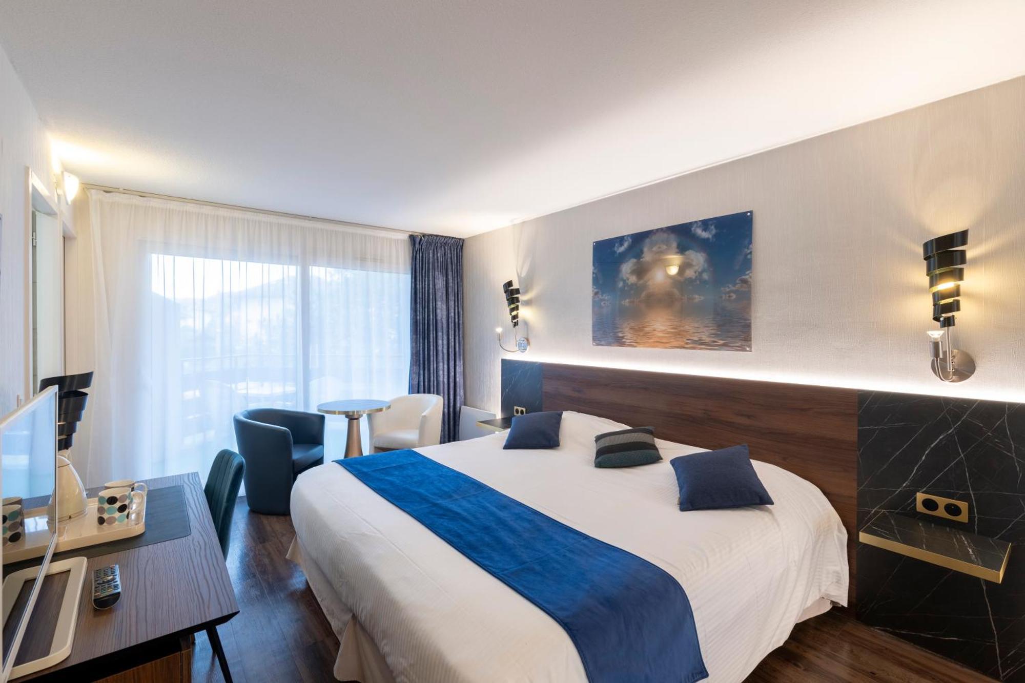 Logis Hotel Arc En Ciel โทนง-เลส์-แบงส์ ภายนอก รูปภาพ